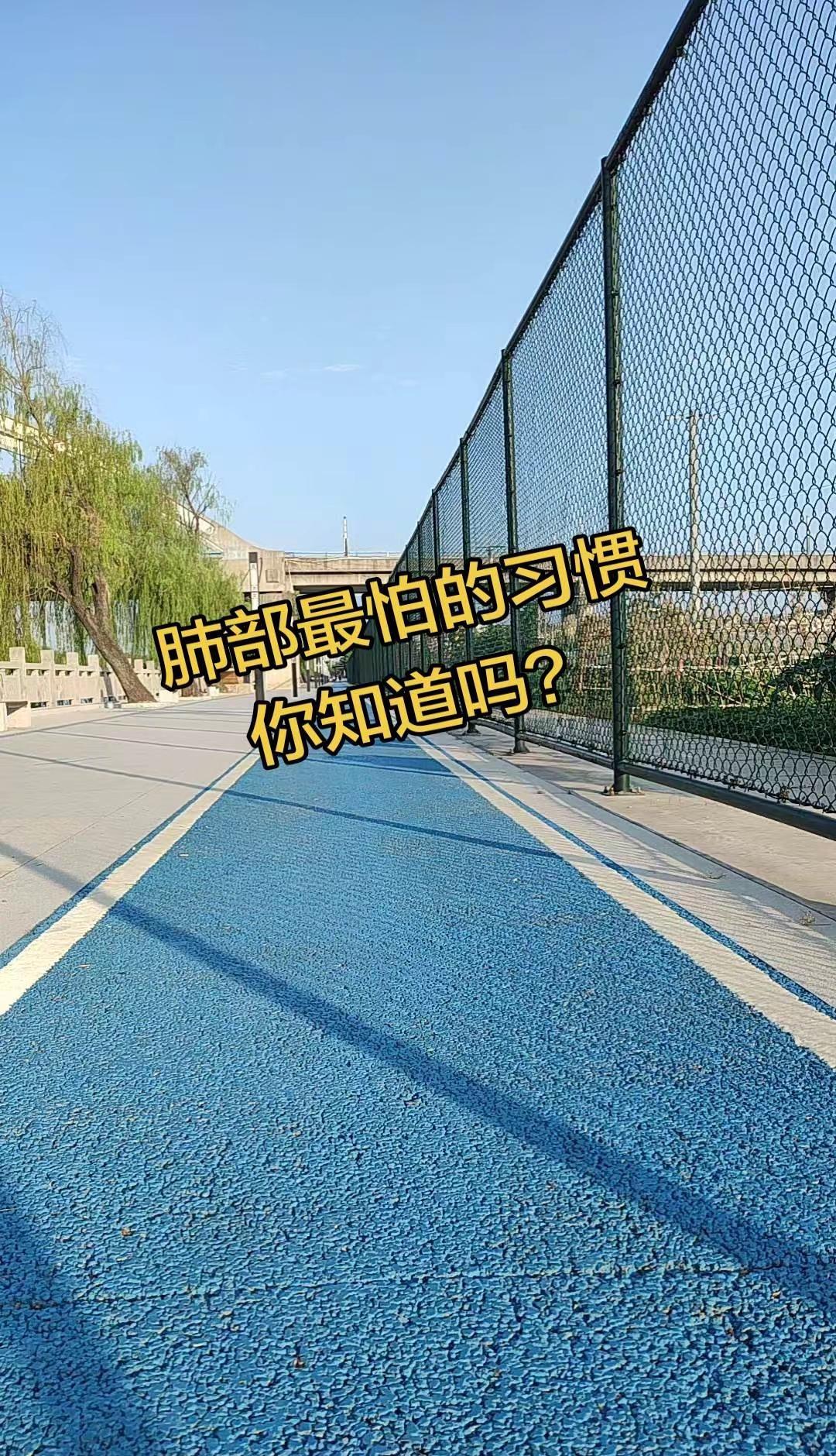 少年意气挥如剑问鼎乒坛天下惊！国男团3:0横扫日本队，夺得伦敦世乒赛团体冠军。1