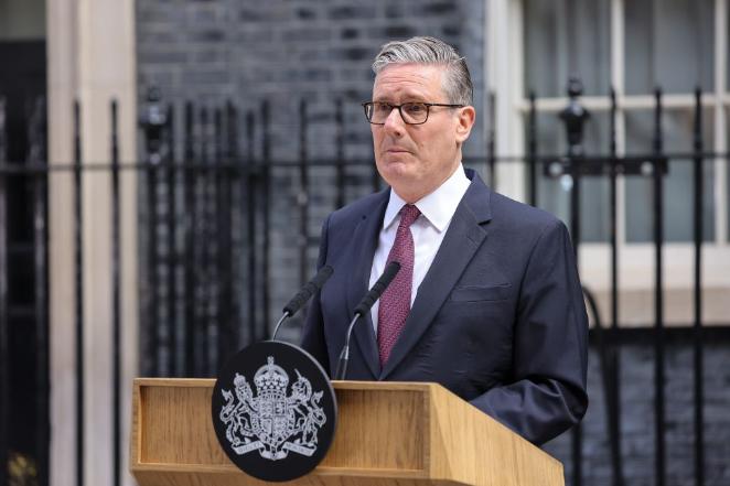 英国首相斯塔默下台了，从周日开始，全世界就在谈论他可能在周一辞职，然后果真如此。