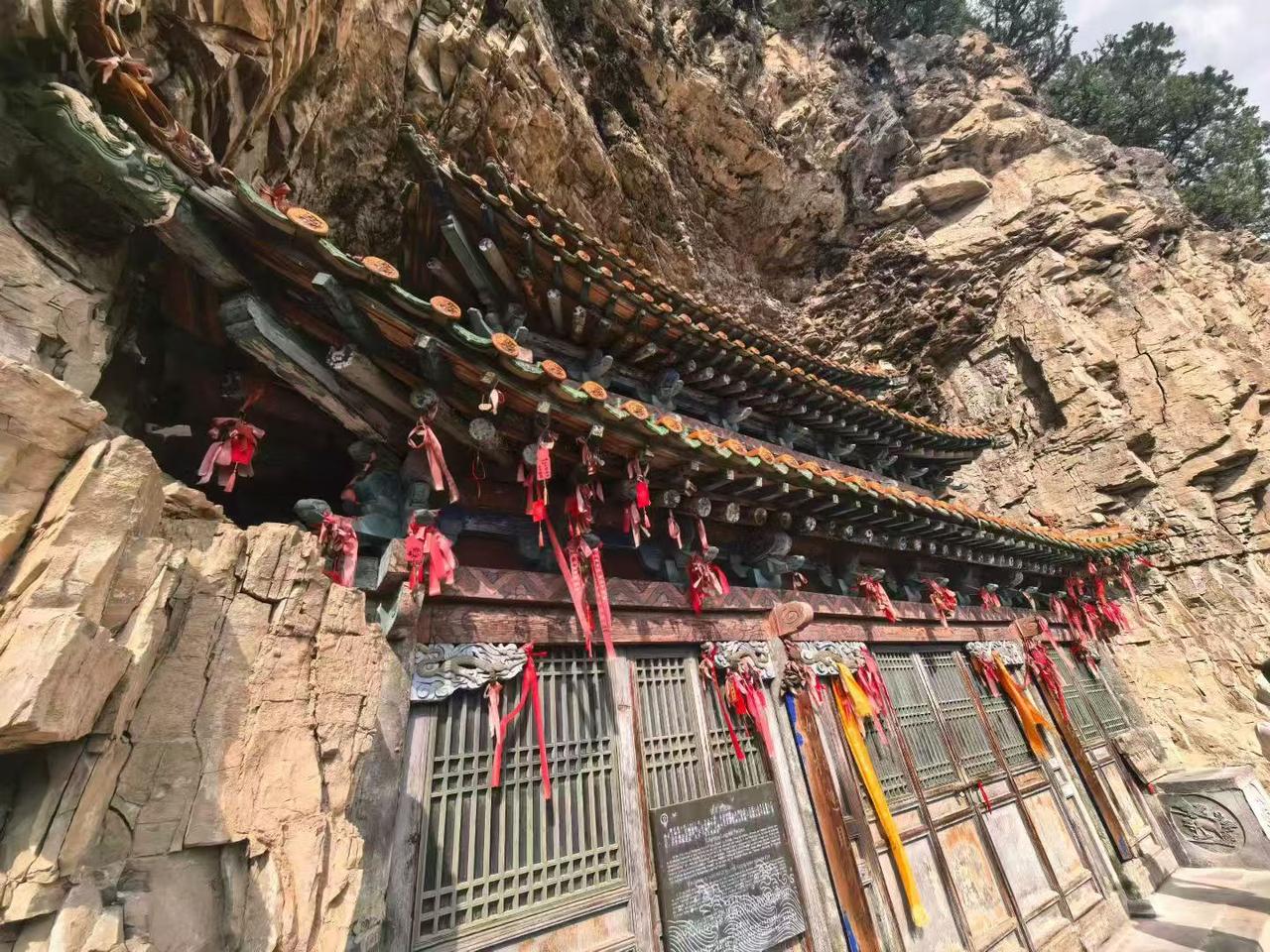 山西旅游，绵山秘境打卡攻略！
📍山西晋中介休·绵山风景区
🎫需门票
✨打卡景