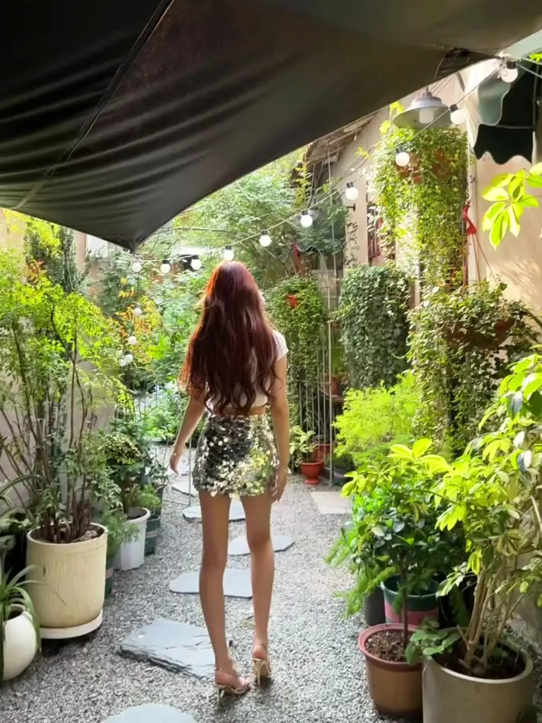 你到底在为谁等待