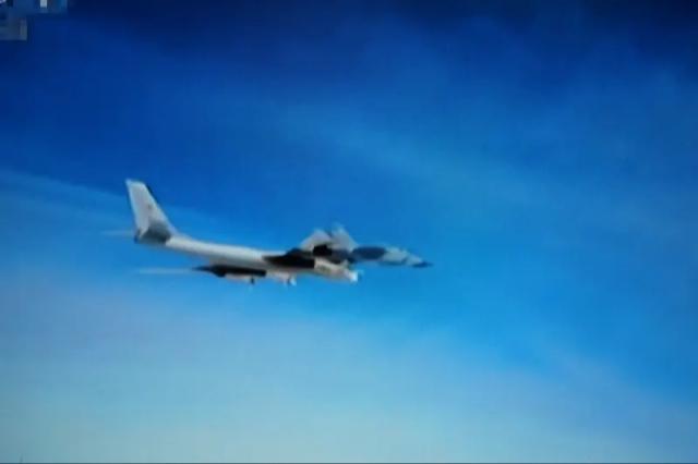 战神巡航黄岩岛：中国在南海划出清晰红线

今天（1月31日）南海传来大动作——中