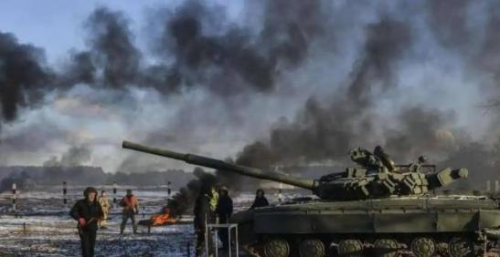 乌克兰，用40万人的伤亡和2000亿美元的债务，为美国拔掉了“俄罗斯”这颗眼中钉