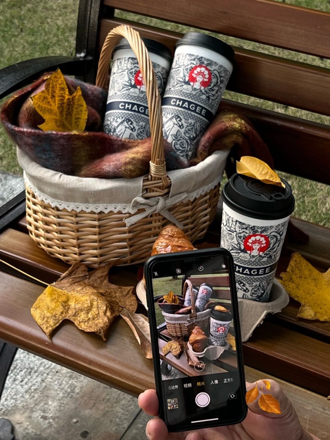 喝了一口，终于悟了秋天的味道（附调色教程）