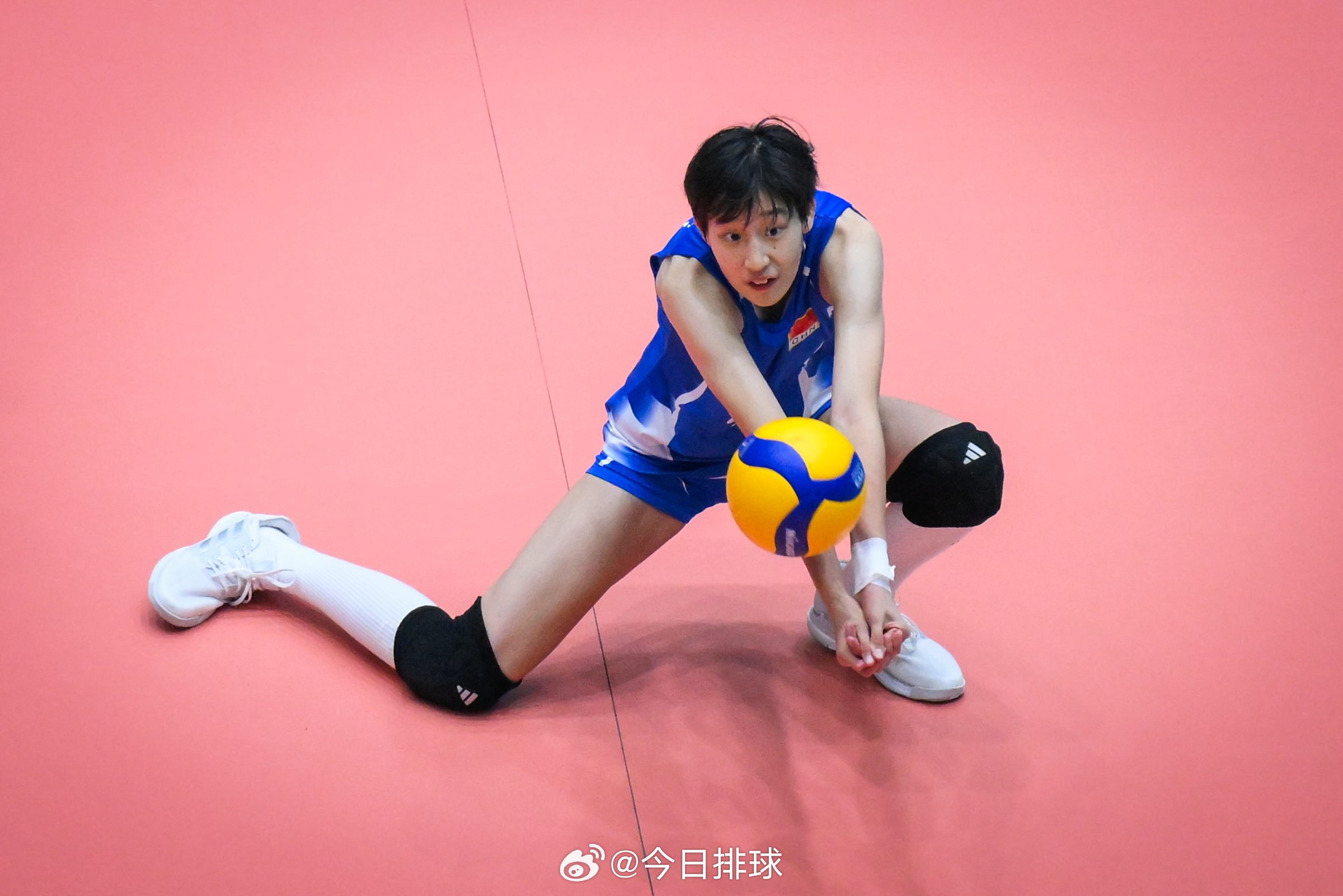 2026U18女排亚锦赛 半决赛中国vs日本比赛第二局，中国队以25-23获胜。