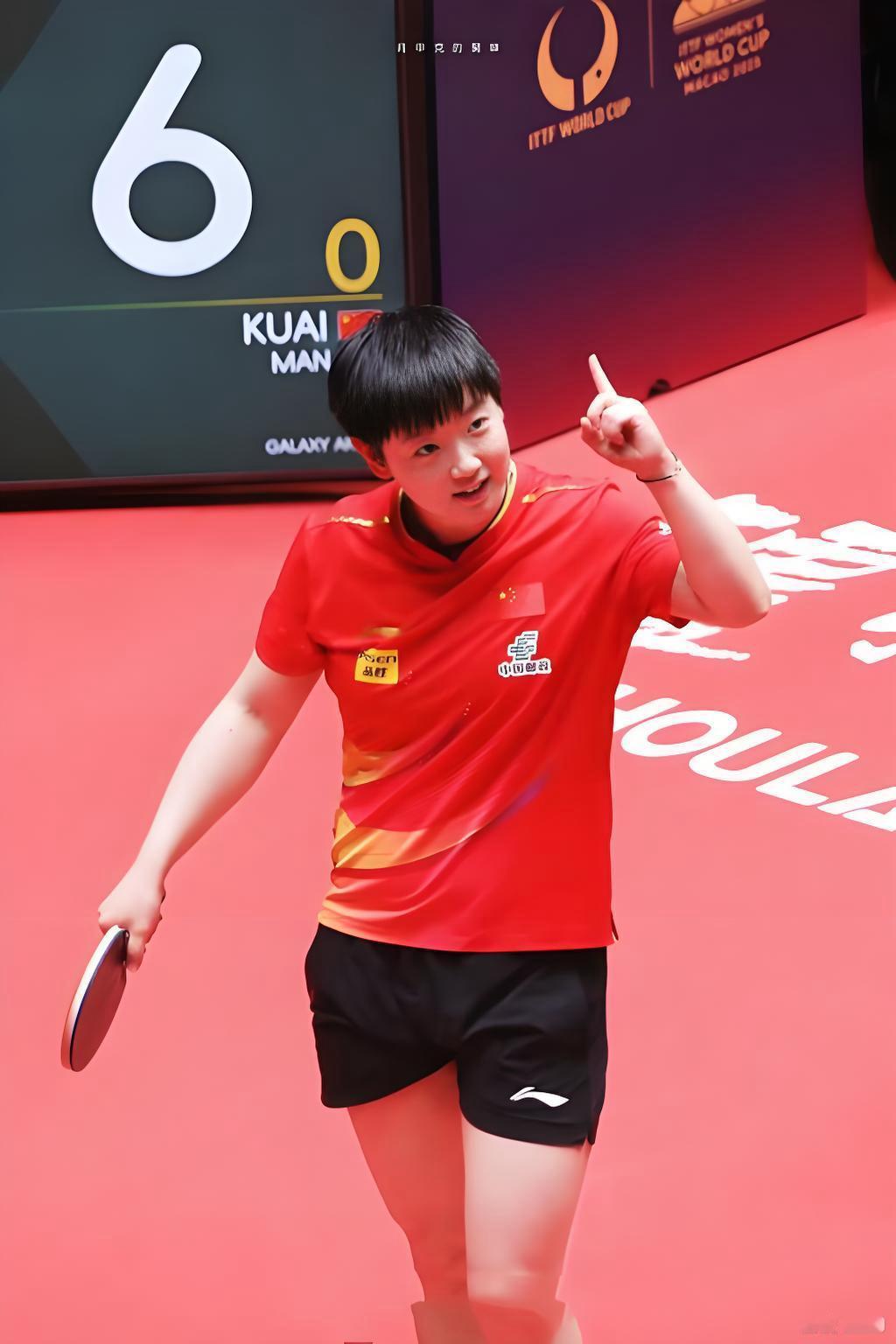 观众的潮水般的加油声对孙颖莎到底有没有影响？这个答案，可能只有莎莎自己知道。
 