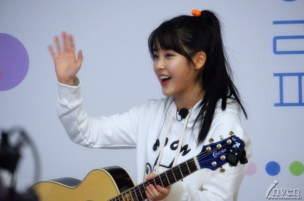 IU  ❤️IU韩国第一女solo 2013年时光机🐥130127 IU Ai