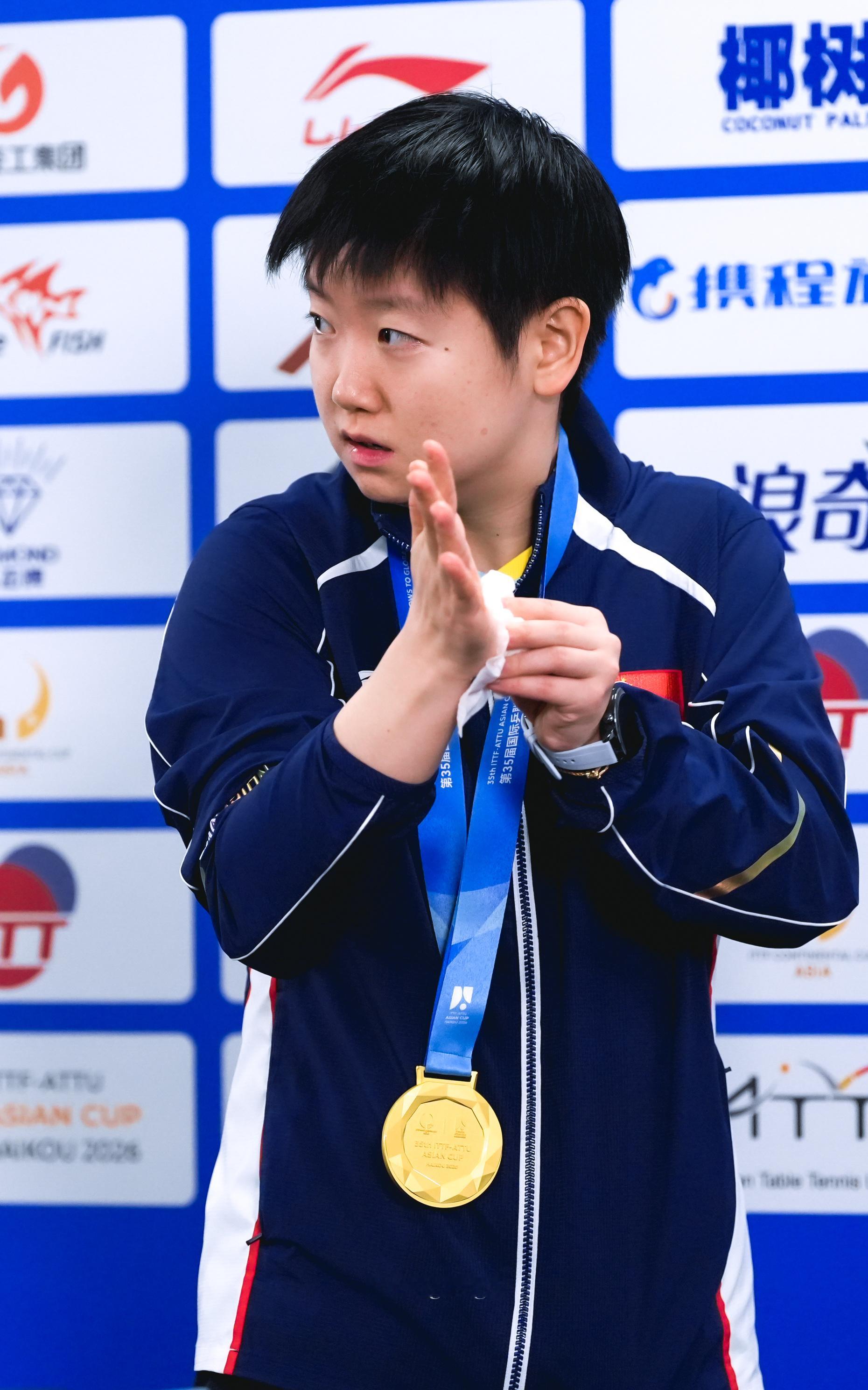 🧩 也简单拍了点儿新闻发布会～ 