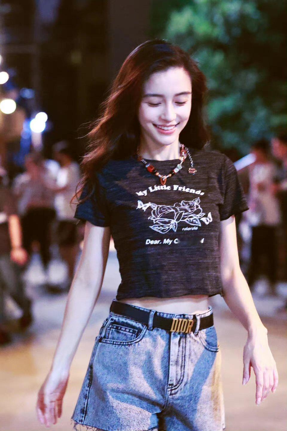 非正式跨年派对  和杨颖一起奔向2026想知道baby那么多私服or穿搭小巧思中