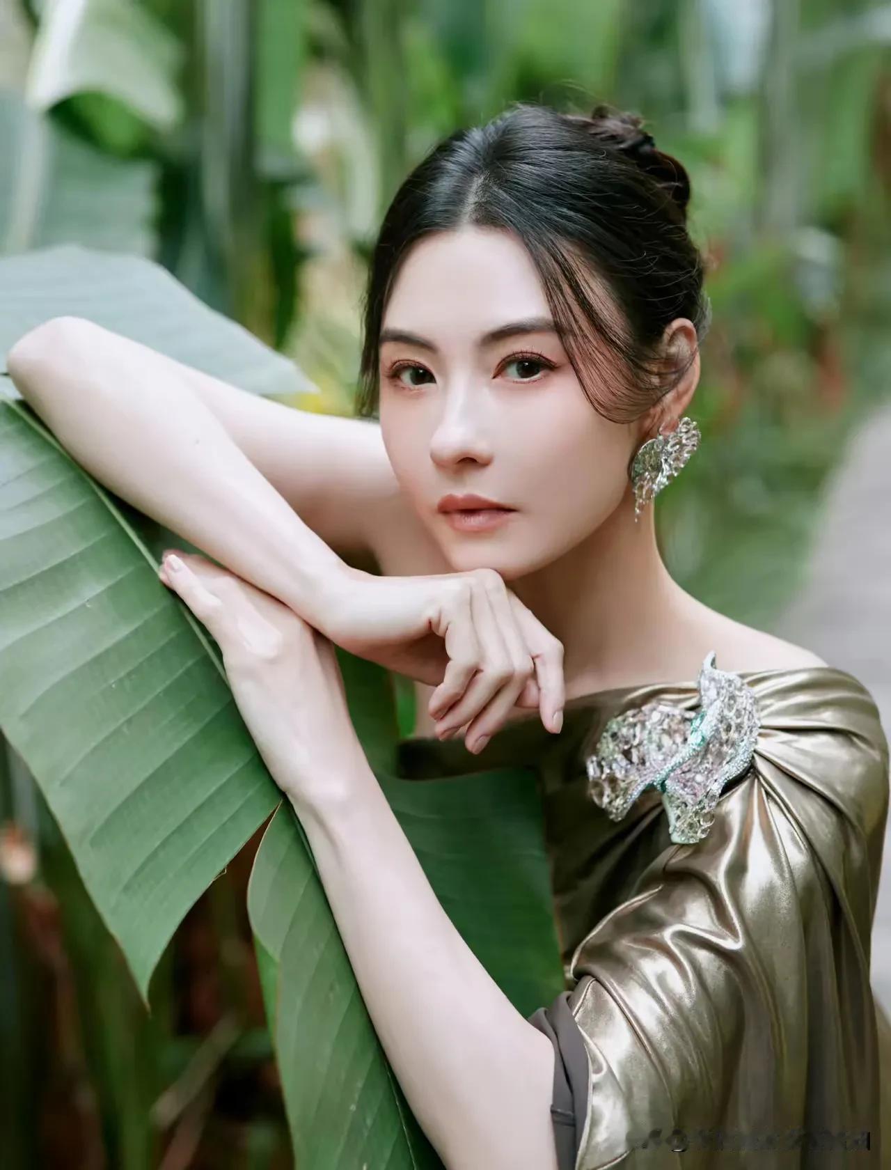 张柏芝美图分享张柏芝9月写真 张柏芝时尚典范 女神的美照曝光 绝色美女照 绝色佳