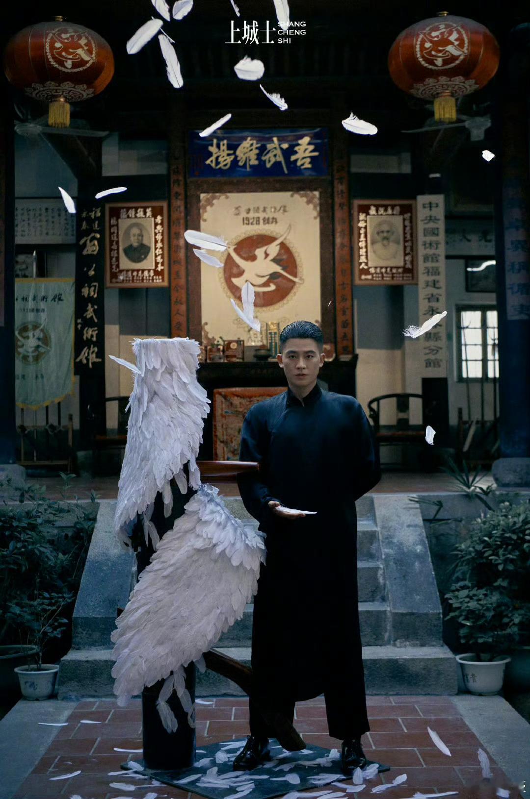 #向佐想要的是不是欧豪这种感觉#我的天呐，欧豪是真的帅呀，哦没有踩一捧一的意思，