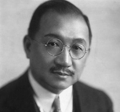 1967年8月，孔祥熙病重。临终前，他握着妻子宋霭龄的手，悲痛地说：“咱们孔家，