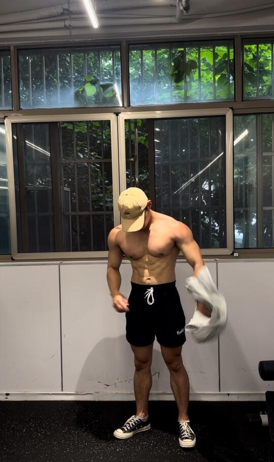 训练结束 脱衣有礼