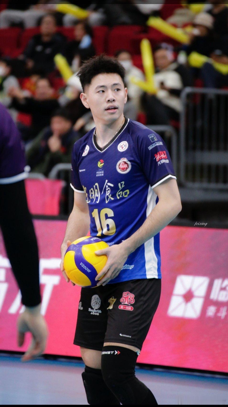 27，正是意气风发和风华正茂的黄金年纪，祝小曲身体健康，生日快乐🎂🎉。期待2