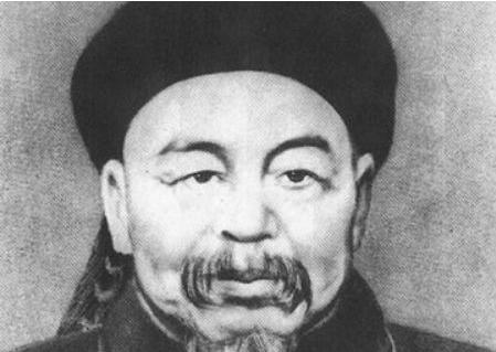 1858年，李鸿章弹劾左宗棠贪腐，慈禧心中不悦，马上派人去查，看到调查结果后，脸