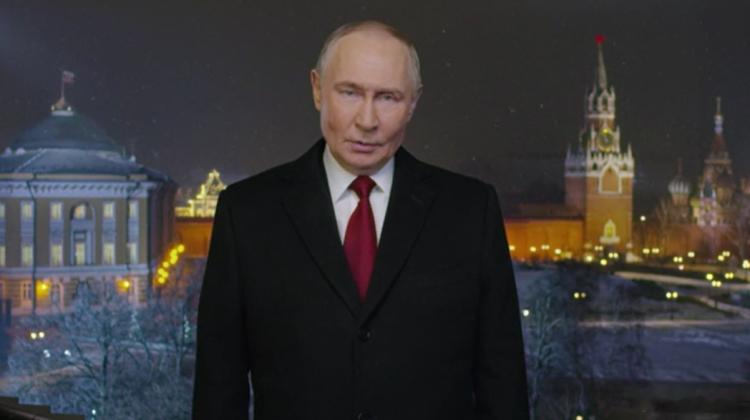 俄法英韩等多国领导人新年致辞【一文综合！俄罗斯、法国、英国、韩国等多国领导人发表