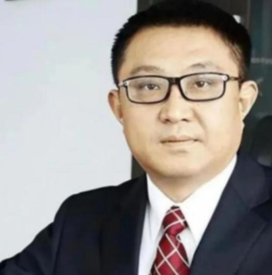 他在三年疫情期间趁机牟取“国难财”，通过核酸造假害了无数人，他的结局令人拍手称快