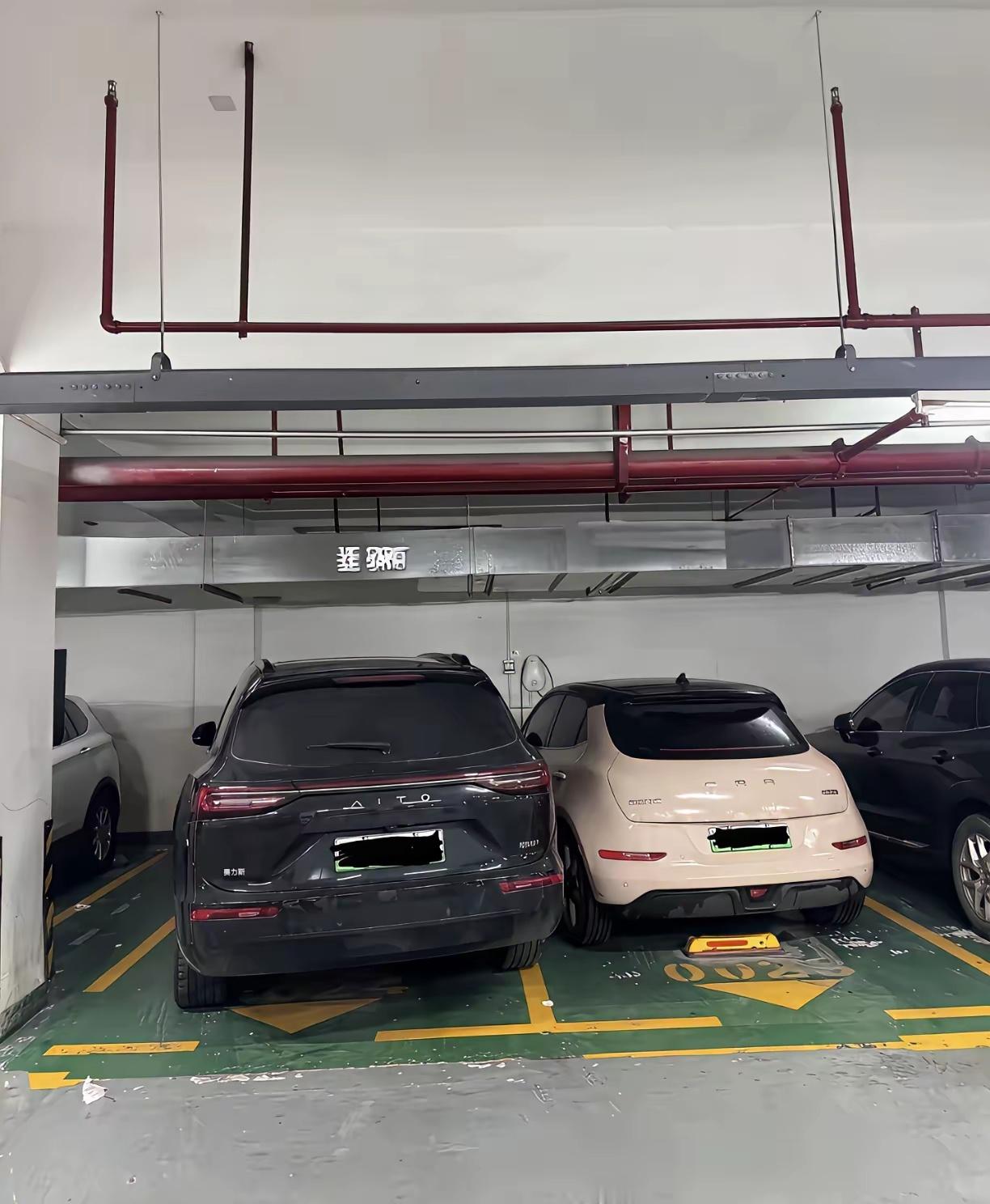 买问界不用自动泊车图啥？自己开车烂还不用智驾。 