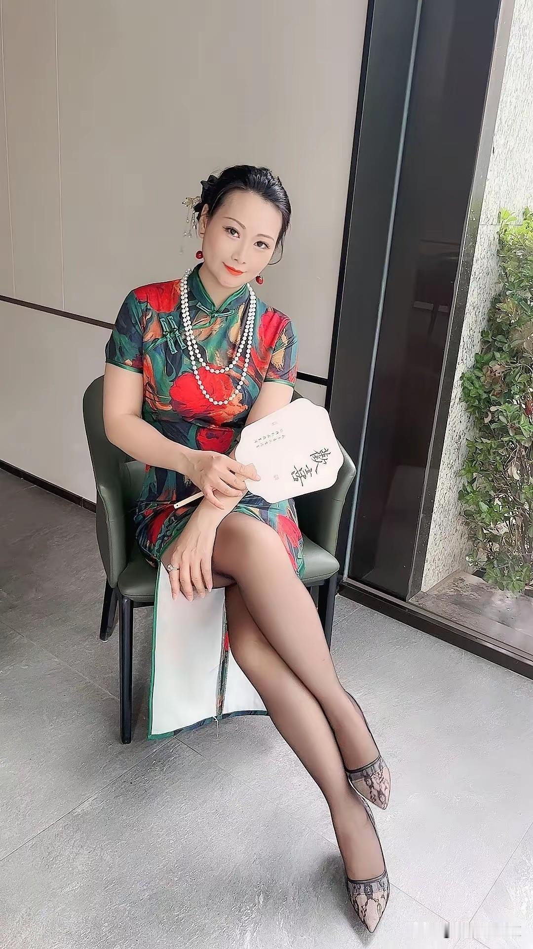 优雅旗袍秀，复古韵味浓