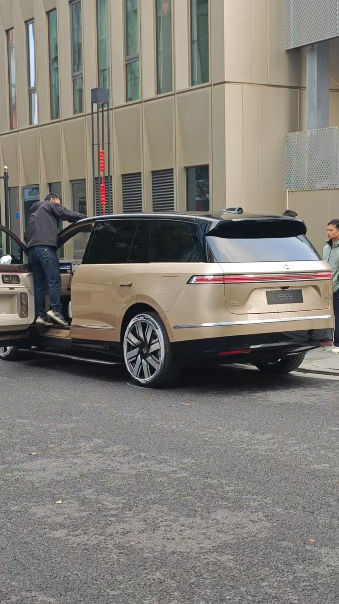 ES9的实车谍照~离亮相不远了！大v聊车