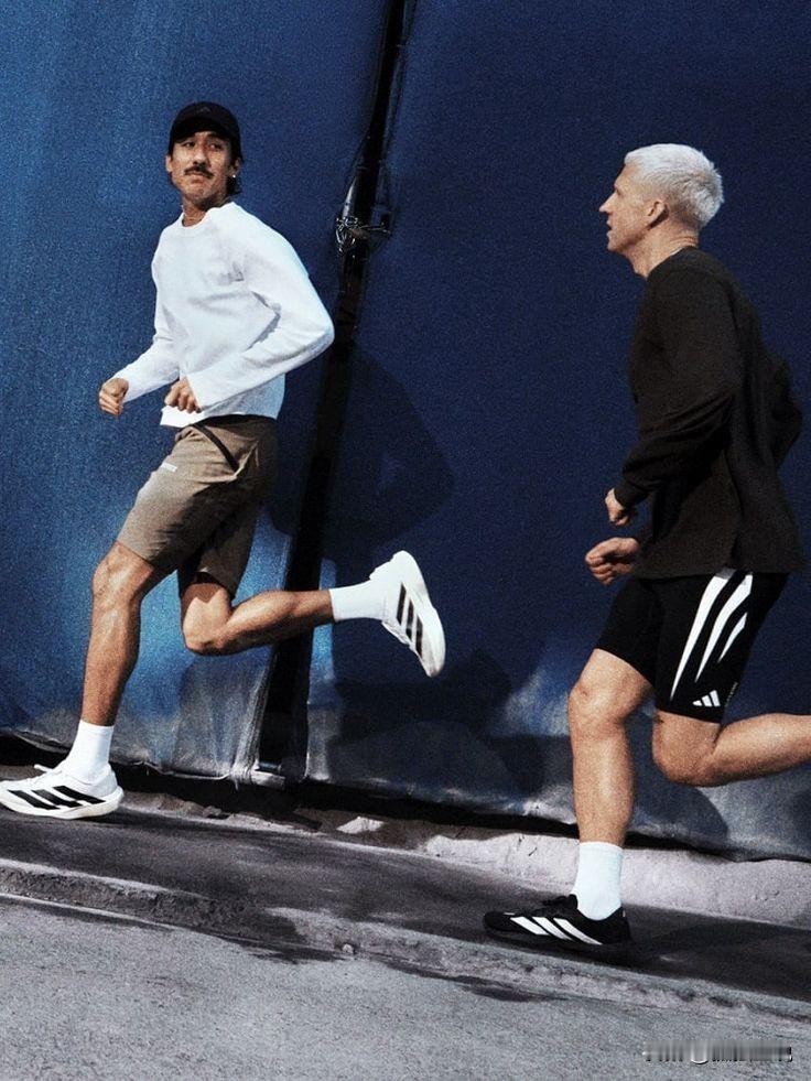 【Adidas Adizero Evo SL：凭什么成了跑圈和时尚圈的“跨界顶流