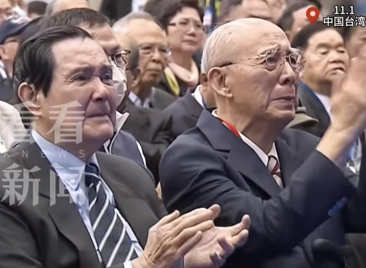 郑丽文正式就任国民党主席！
她的就职演说听哭马英九！

她的演讲打动了台下的马英