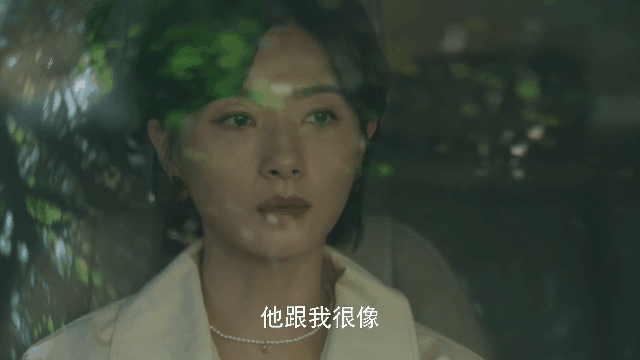 #万茜的表演细节##玫瑰的故事万茜演技细腻感#我说你真的是不得不相信万茜的演技呀