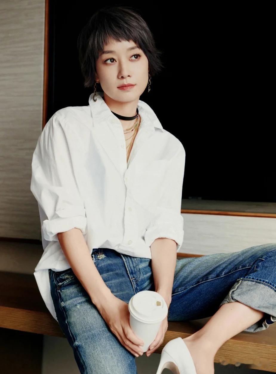 马伊琍的人生轨迹

马伊琍的人生是一条从上海弄堂女孩到国家一级演员的成长线，以离