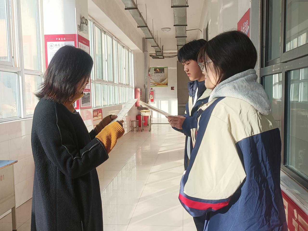 到了高中，
你会发现：
630分-650分，500分-560分，350分-400