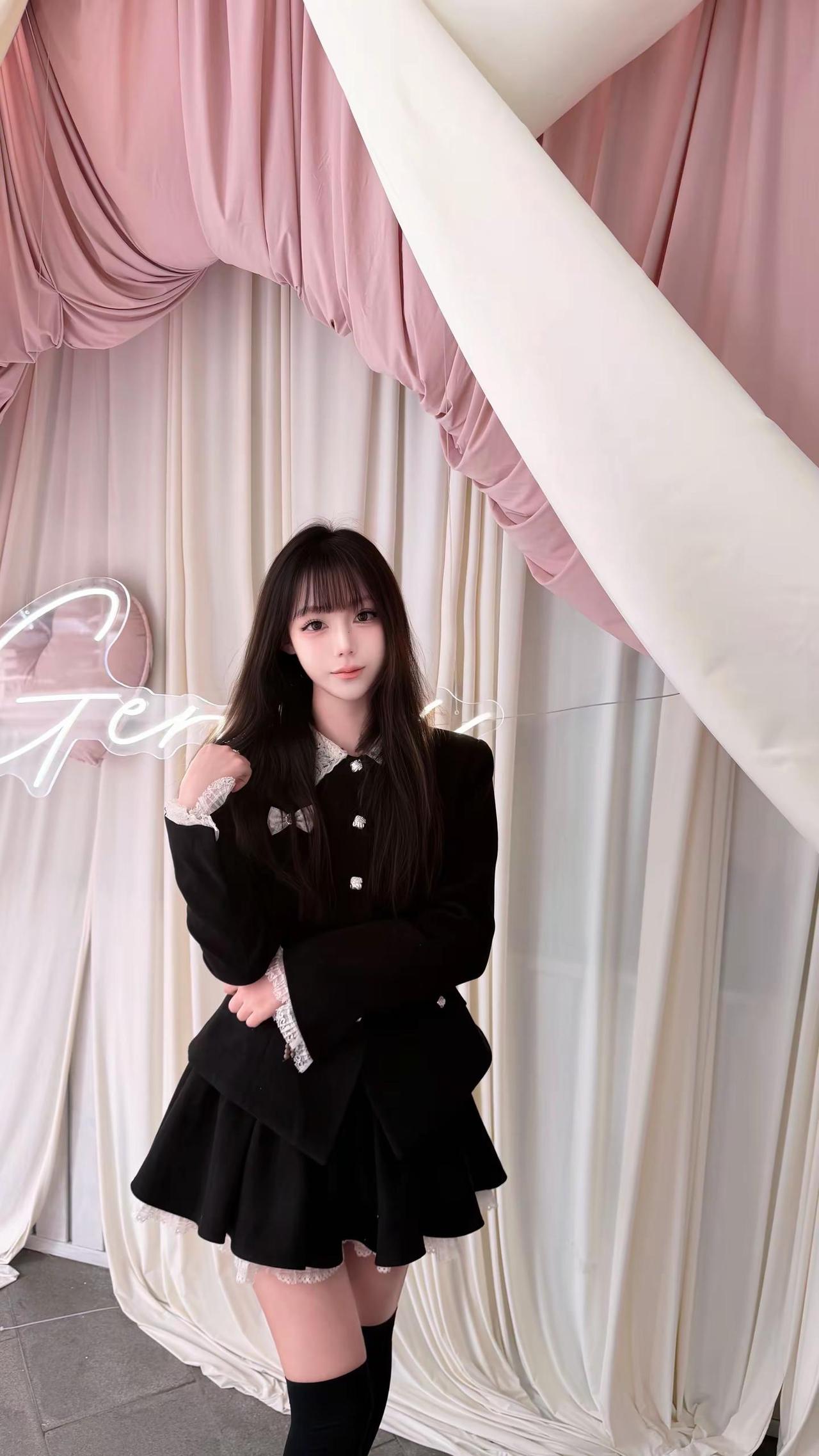 什么叫谁陪着我我就喜欢谁 是我喜欢谁谁才有资格陪着我 ⌯' ꇴ '⌯ಣ