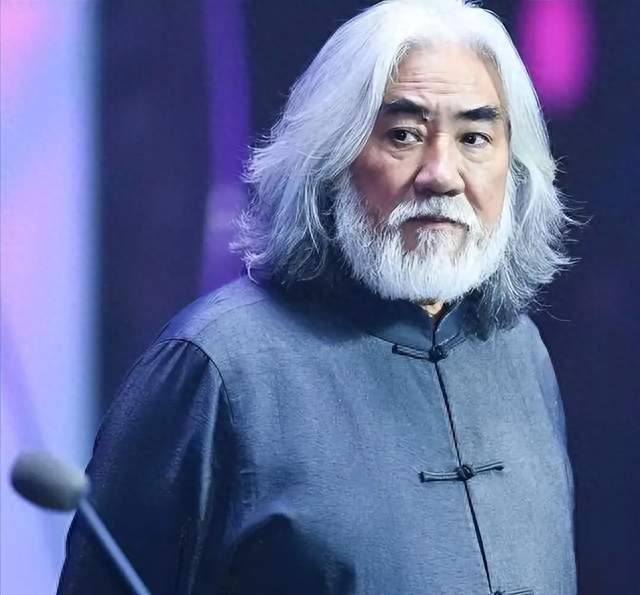 拍出多部金庸经典的张纪中晚年直播带娃官司缠身惹争议