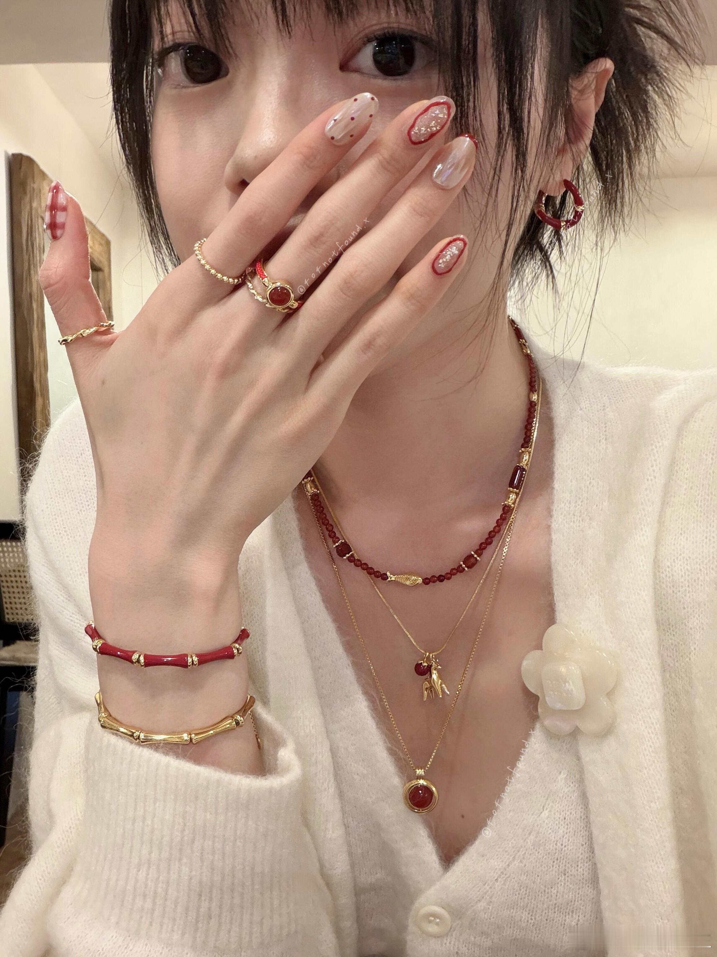 打工人如何通过首饰快速摆脱路人感近日穿搭记录 