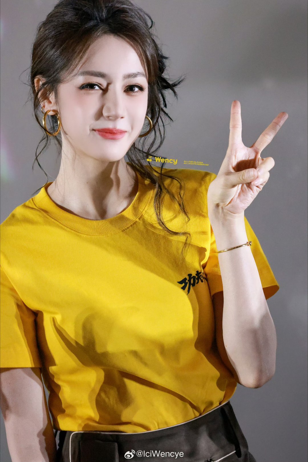 迪丽热巴钰珑 dlrb 迪丽热巴功夫女足 dlrb 迪丽热巴卫蓝欢迎收看迪丽热巴