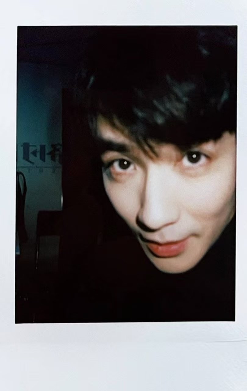 声鸣远扬选手回应撞脸朱一龙 还以为朱一龙跨界音综❗️ 遇泓羊谦逊回应超圈粉，这波