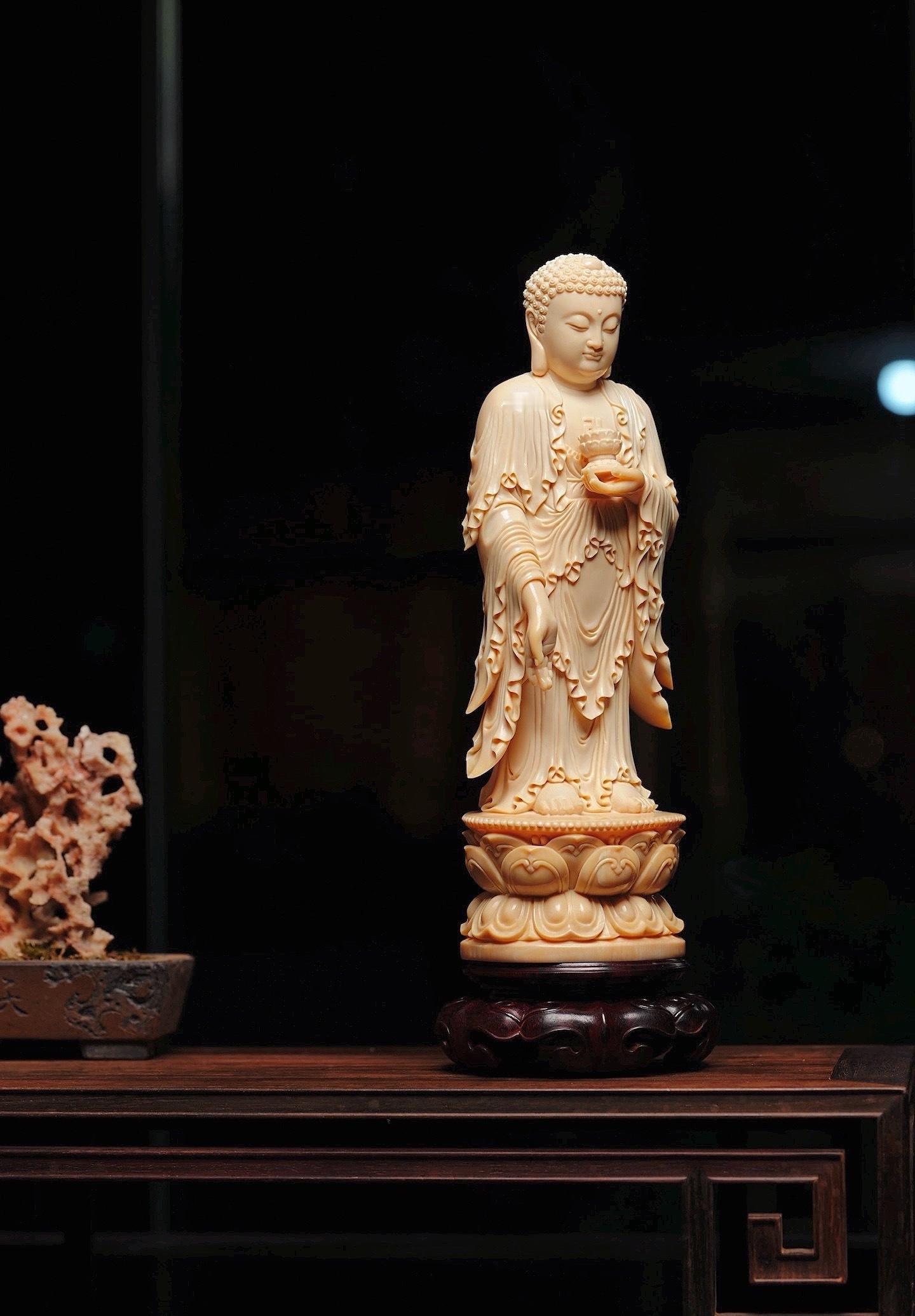买定离手，佛祖保佑明天给个过夜费，一个两点就行！阿门！ ​​​