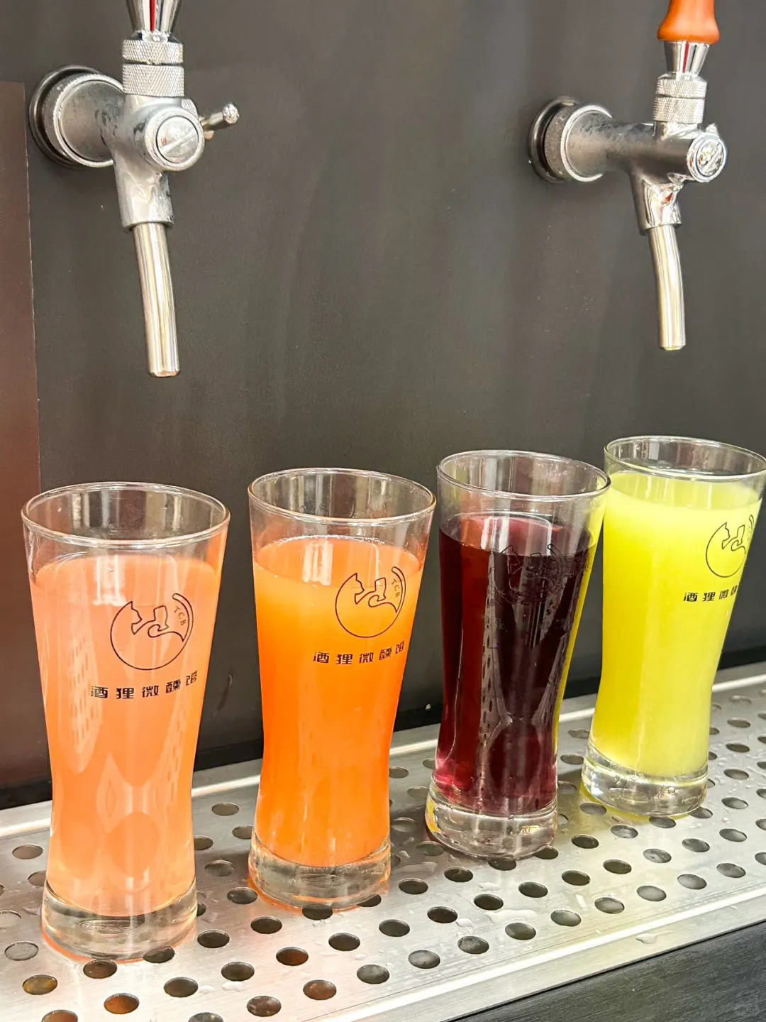 长沙新开的！一次喝20种精酿的中式小酒馆