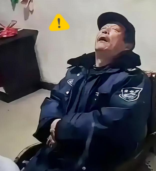 “毫无人性！连正常生理需求都不放过！”2022年，广东清远，60岁大爷做保安三年