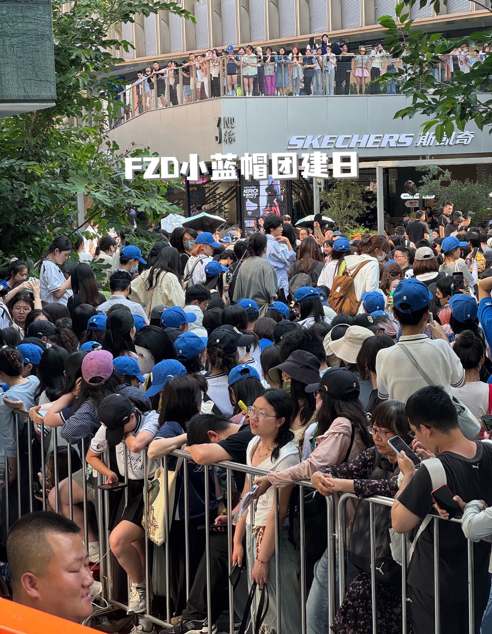 刚拿下德甲三冠王就火速回国！樊振东低调现身上海，放弃假期一头扎进训练备战引全网热
