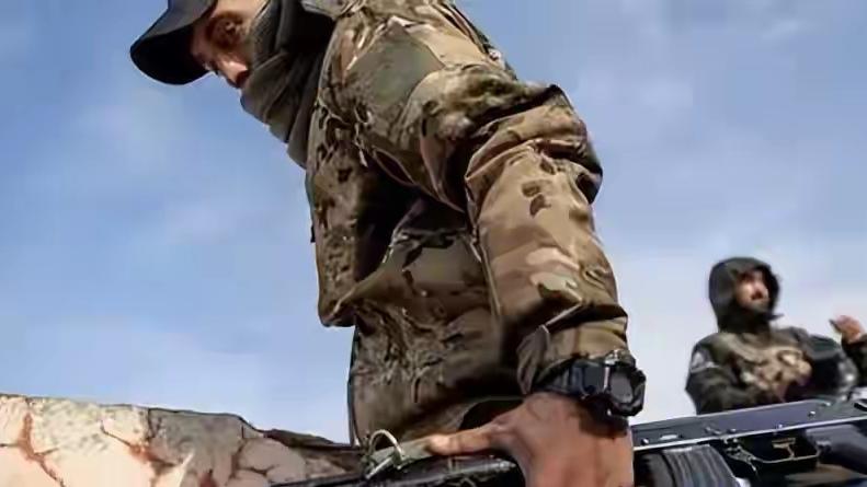 你说美国坏，但是不能说美国蠢。美国没办法接受与伊朗的战争。美国又开始借刀杀人了。