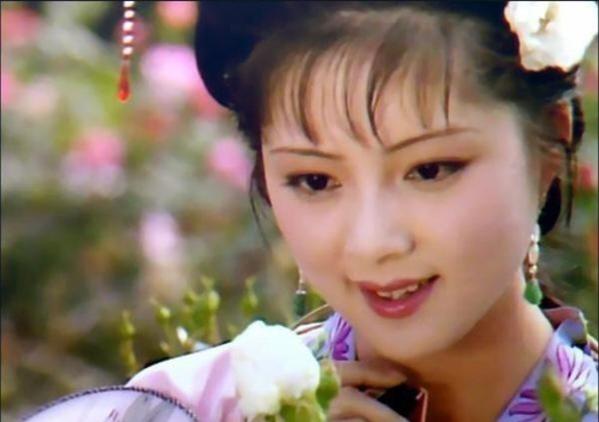 薛宝钗明明温婉通透，为何很多读者偏偏不喜欢她？
 
提起《红楼梦》里的薛宝钗，论
