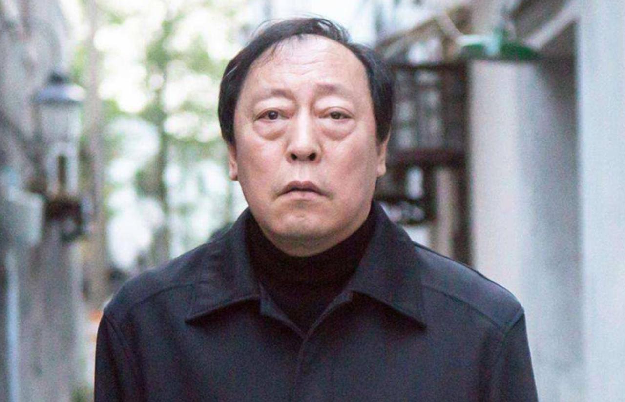 倪大红，收手吧

真的快要看吐了。

刚追完《生万物》，你居然又出现在央视的新剧