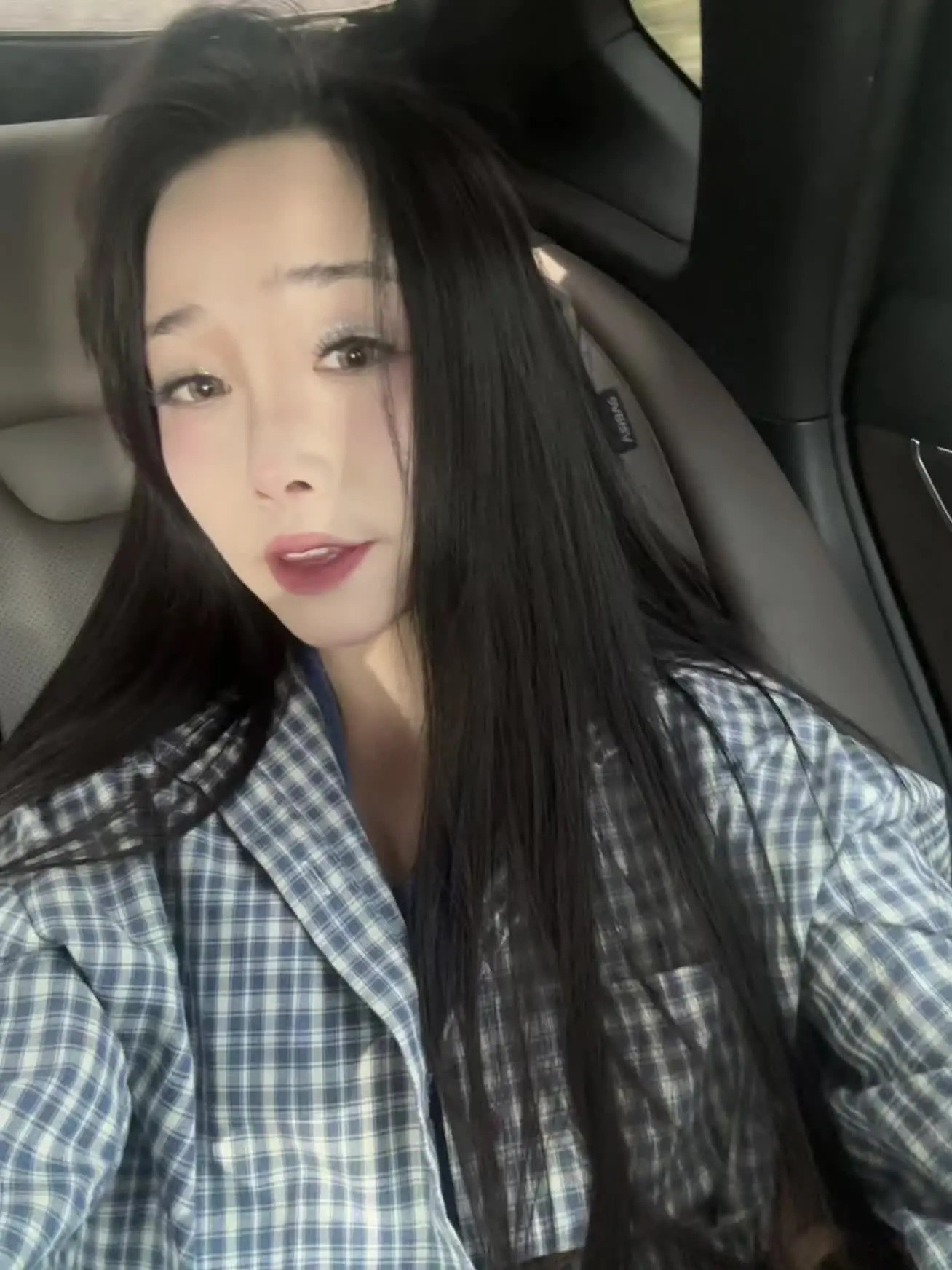 只有不断努力才能实现财富自由，那就为我们很好的明天加油吧