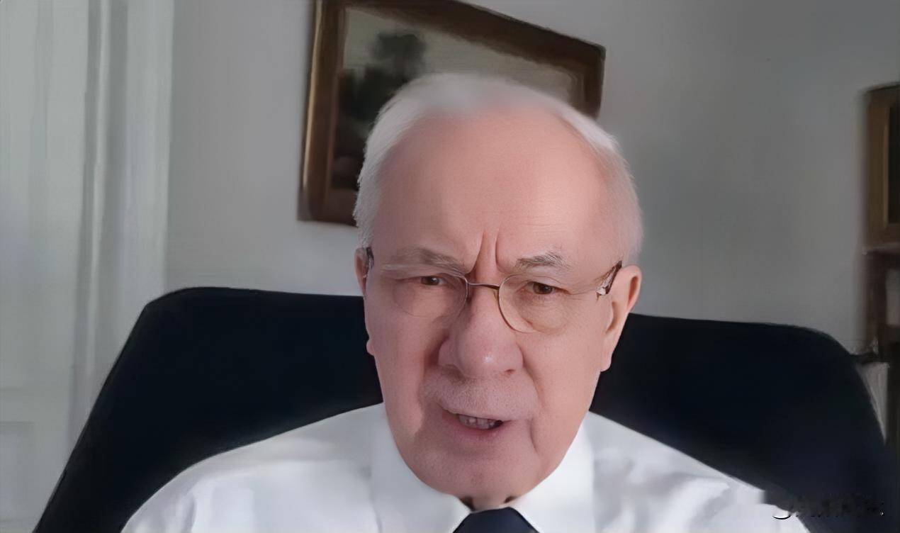 乌克兰前总理尼古拉·阿扎罗夫:“泽连斯基和他的整个团队都希望战争继续下去，因为这