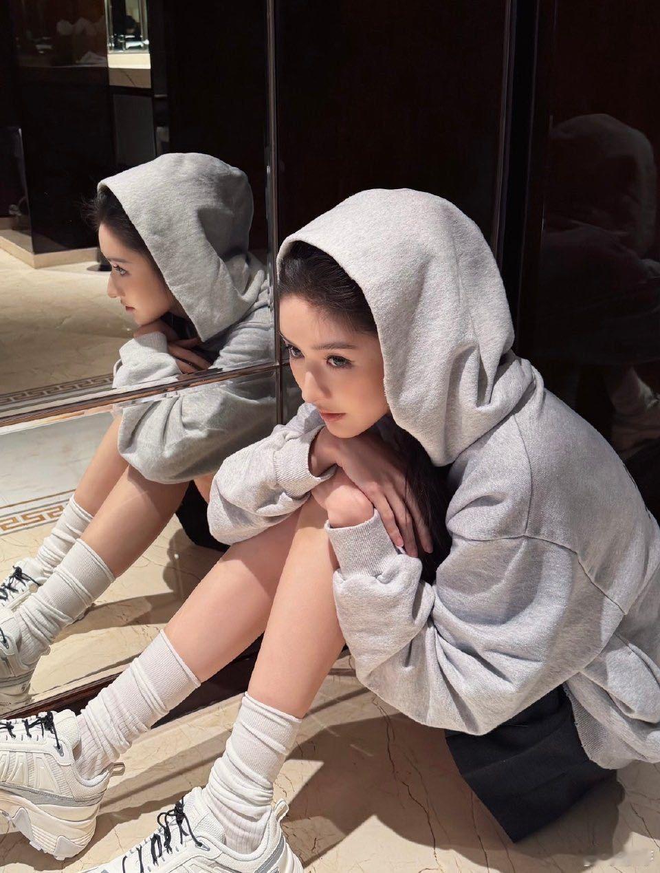 腾讯视频金鹅荣誉 在这次金鹅盛典中，期待每一位优秀的演员和剧集能够相聚，共同欢庆