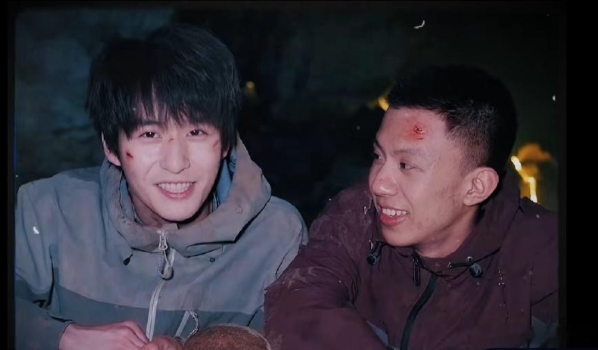 吴邪私家笔记2  吴邪私家笔记2杀青  刚有 消息说九门准备定档，今天吴邪私家笔