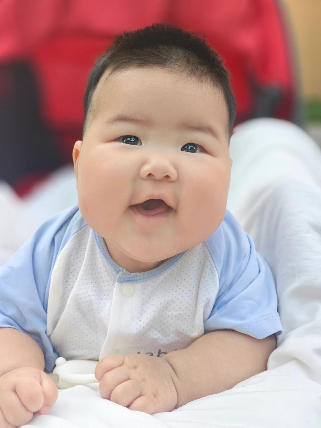 婴儿笑可以多治愈 萌娃养成记日常 骗你生娃系列 我的天使宝宝 每日萌宝分享