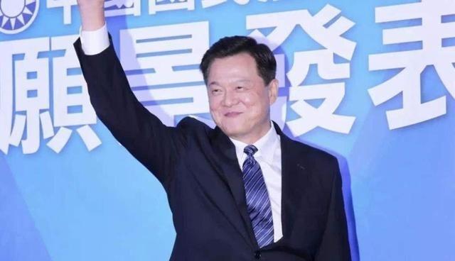 两岸网民都知道，在宝岛“统派”人物中，声浪最高，声誉最好，身价最高的人无非就是洪