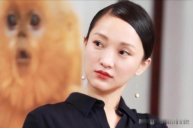 #周迅回应如懿传争议#
如懿传的争议肯定还是在意的，影响范围也比较大，不然不会下