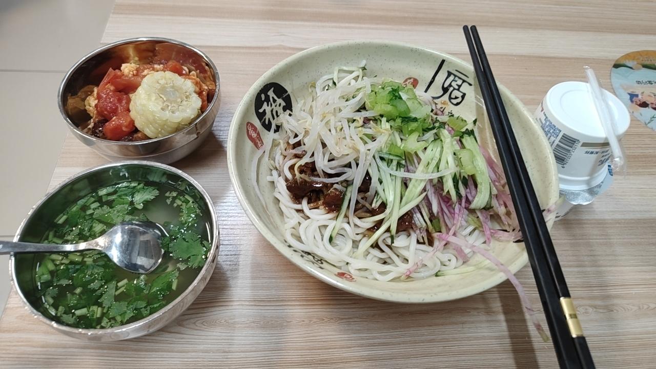 知足不辱，知止不殆，可以长久。 汉代隐士严遵生活清贫，却拒绝了富人罗冲的接济，反