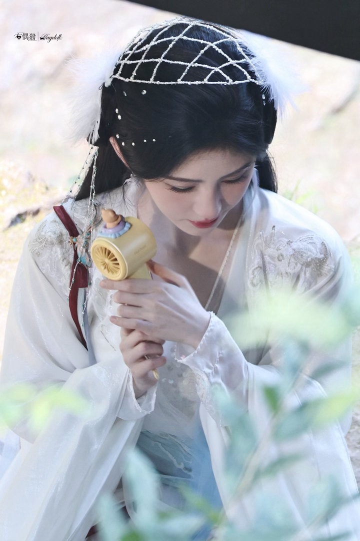 鞠婧祎姜黎非 🍊鞠婧祎千香 爱而产生偏向•̥ _ •