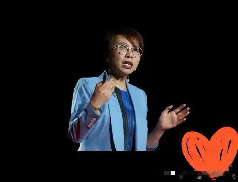 我们应该在教育、法律这一块进行审核，对那些留洋的海龟必须严格政审。一、从国外回来